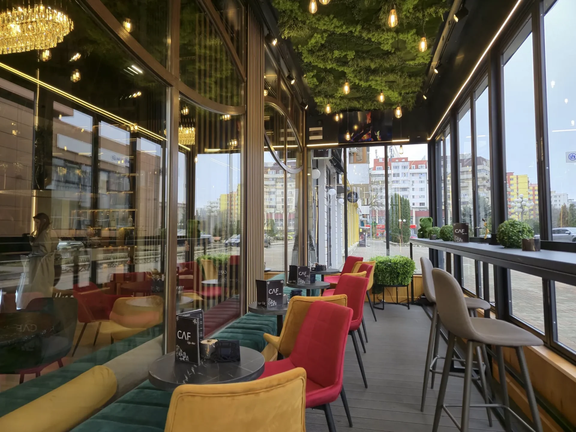 Detaliu vertical din interiorul CAF